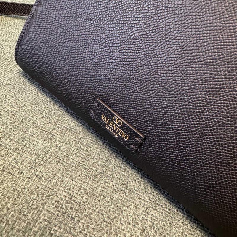 Va1e*ntin0 top handle bag